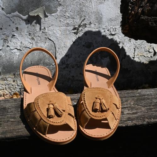 皮底流蘇絨布駝